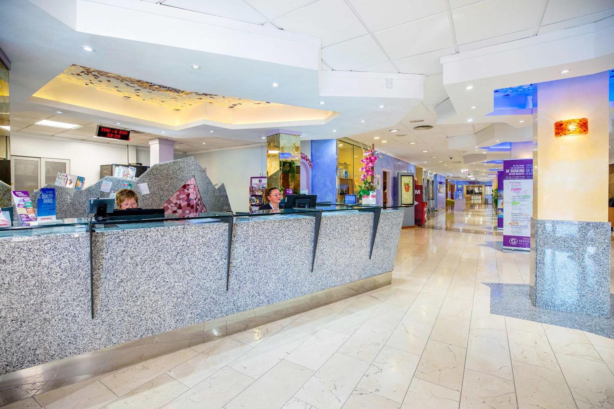 Hotel Servigroup Nereo Benidorm Exteriör bild